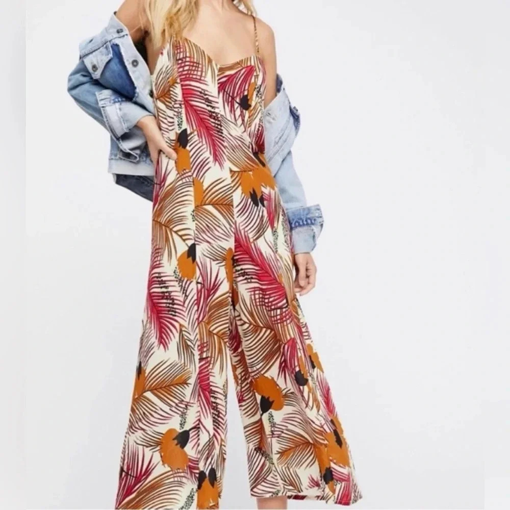 Novella Royale Jumpsuit with tropical print spaghetti straps size small